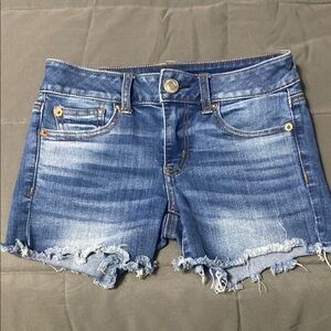American Eagle 🦅 midi shorts. Size 0